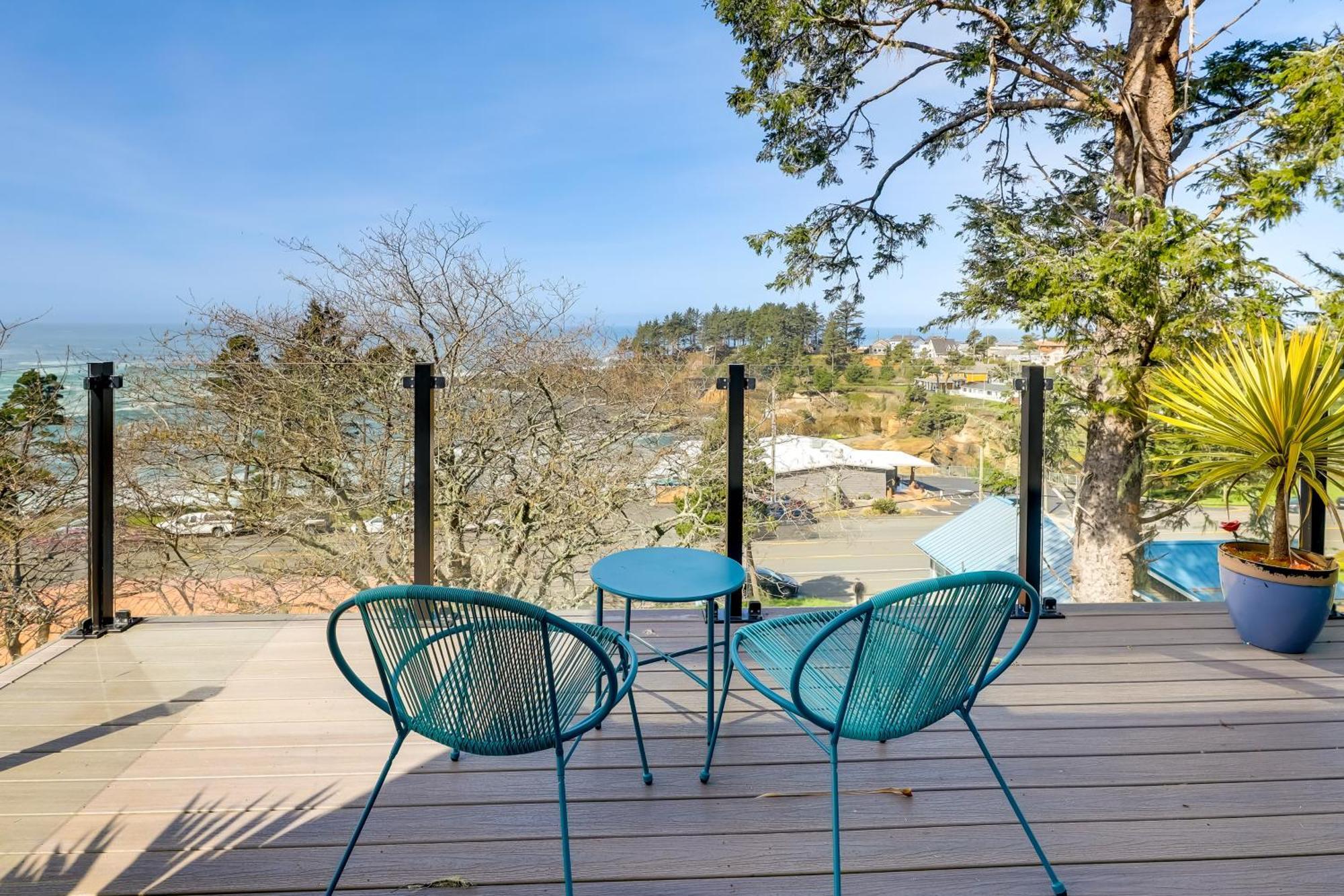 Scenic Depoe Bay Townhome With Deck Less Than 1 Mi To Parks! Exterior foto